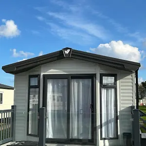 https://deck-of-the-bay-cayton.yorkshirehotels.net